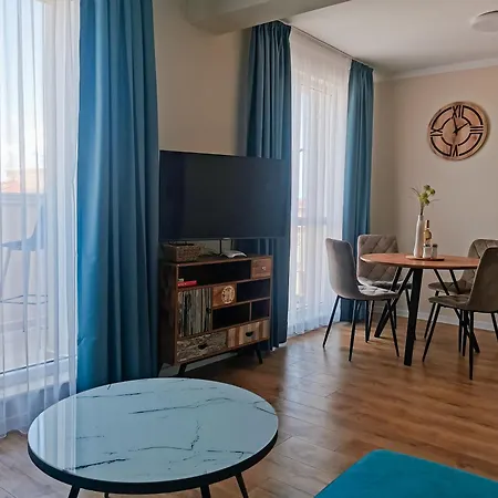 Amber Drop With A Pool Apartament Rawda